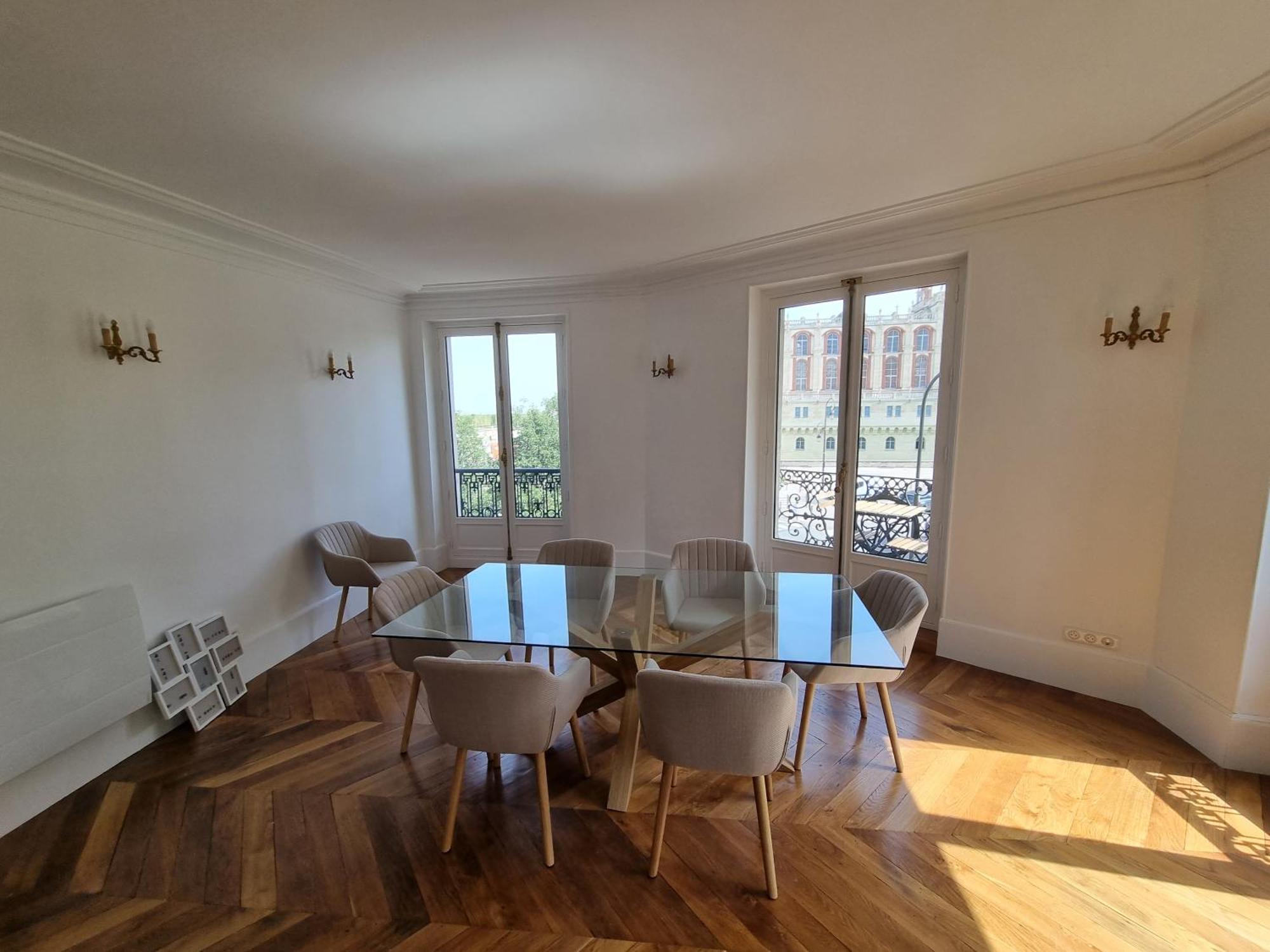 Face Chateau St Germain En Laye, Appartement 4 A 6 Personnes, 23 Min De Paris Champs-Elysees Saint-Germain-en-Laye Εξωτερικό φωτογραφία